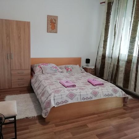 Apartamento Vadásztanya Fogadó Egerszalók Exterior foto