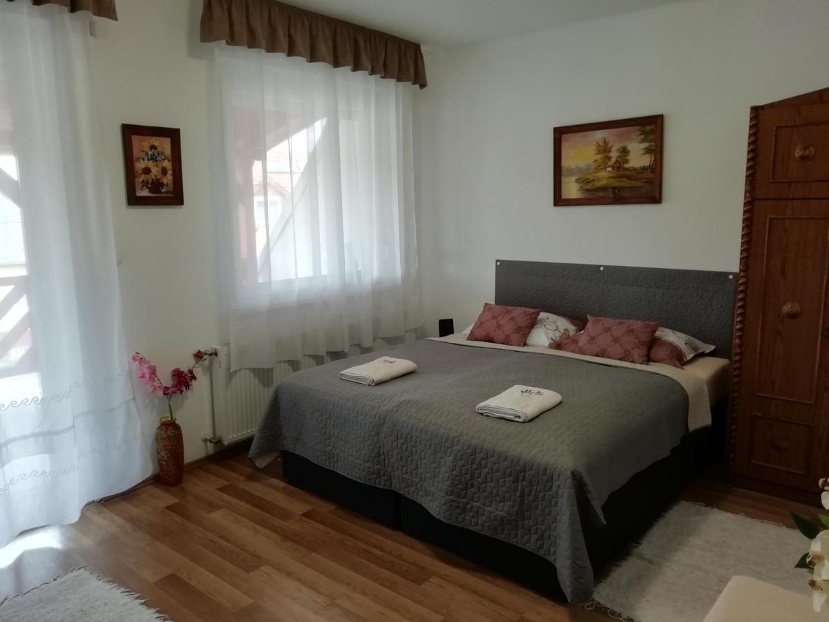 Apartamento Vadásztanya Fogadó Egerszalók Exterior foto