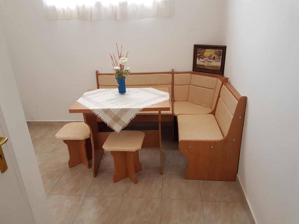 Apartamento Vadásztanya Fogadó Egerszalók Exterior foto